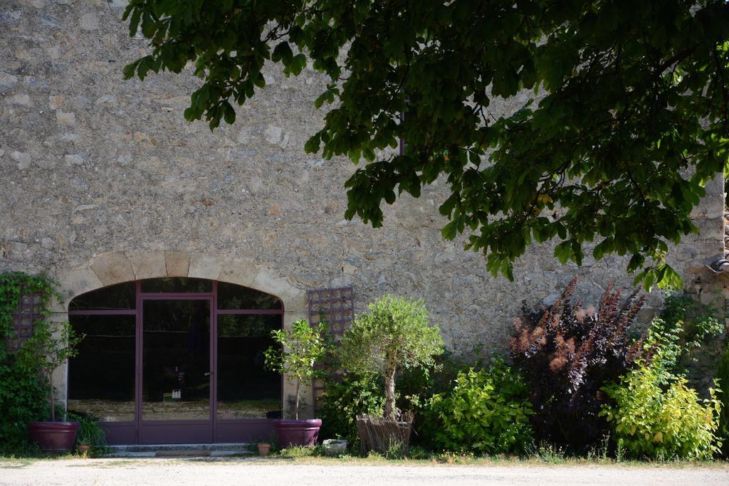 Chateau Du Besset Saint-Romain-de-Lerps Exterior photo